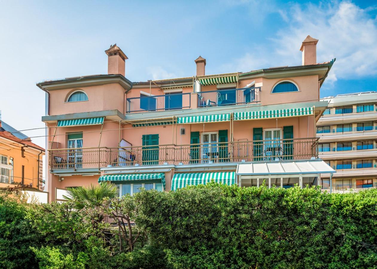Residence Villa Alda ピエトラ・リーグレ エクステリア 写真